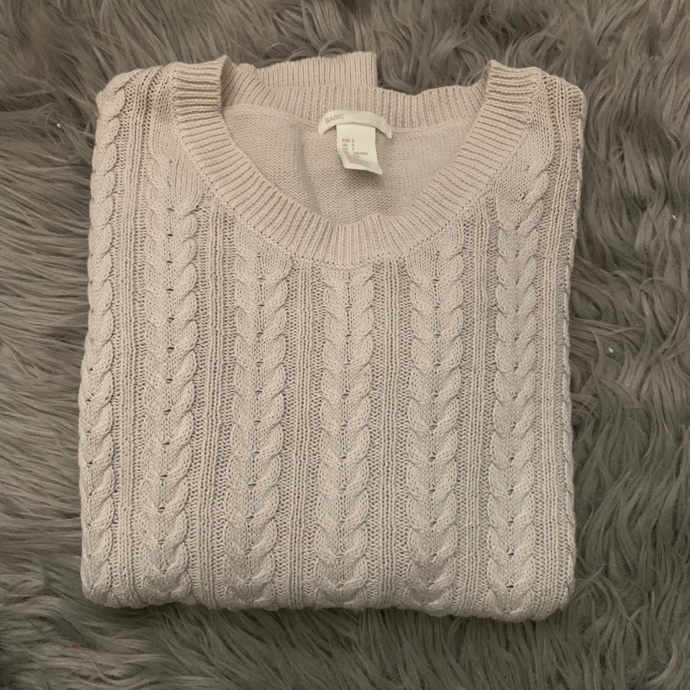 H & M Sweater